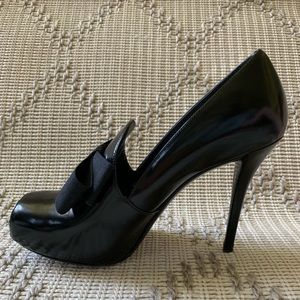 Stuart Weitzman Bowtie Jet Mirror Heels - MW93890